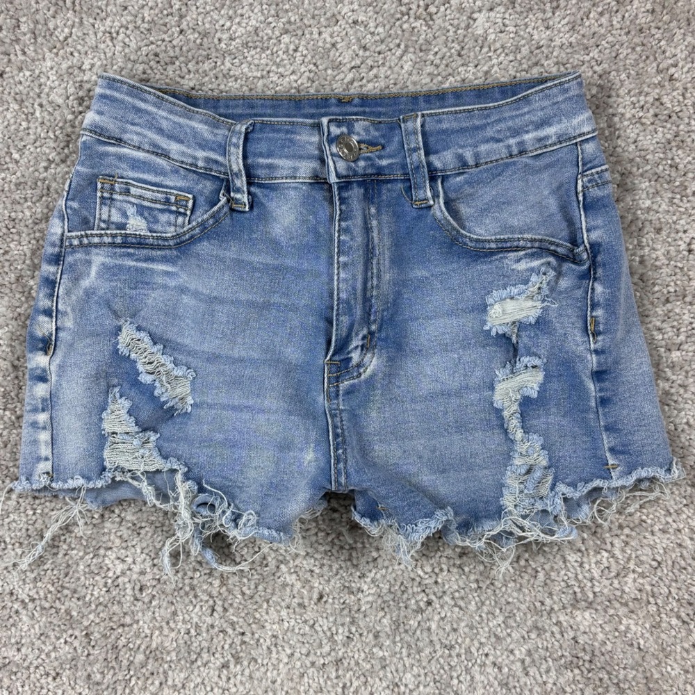Distressed Light Wash Denim Cut Off Shorts Women Size 24 Waist Mid Rise Ripped